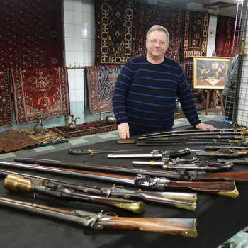Редкое оружие времён походов Суворова, Крымской войны и обороны Шипки покажут на майском слете коллекционеров