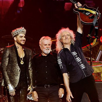 Queen выпускают виртуальный 3D-концерт
