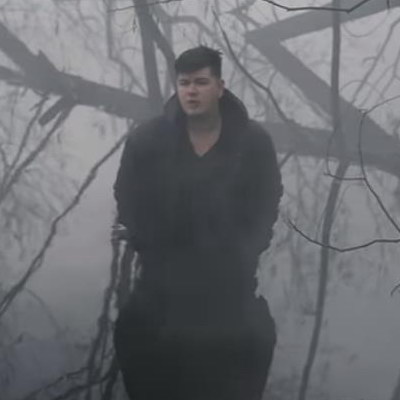 Солиста «КДИМБ» чуть не укусила щука на съемках «Ириса» (Видео)