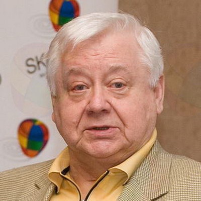 «Табакерка» отменила спектакли на неделю после смерти Олега Табакова