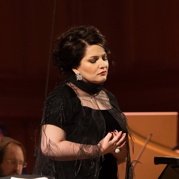 Хибла герзмава фото. Хибла герзмава аве. Хибла герзмава. Хибла герзмава аве. Хибла герзмава опера.